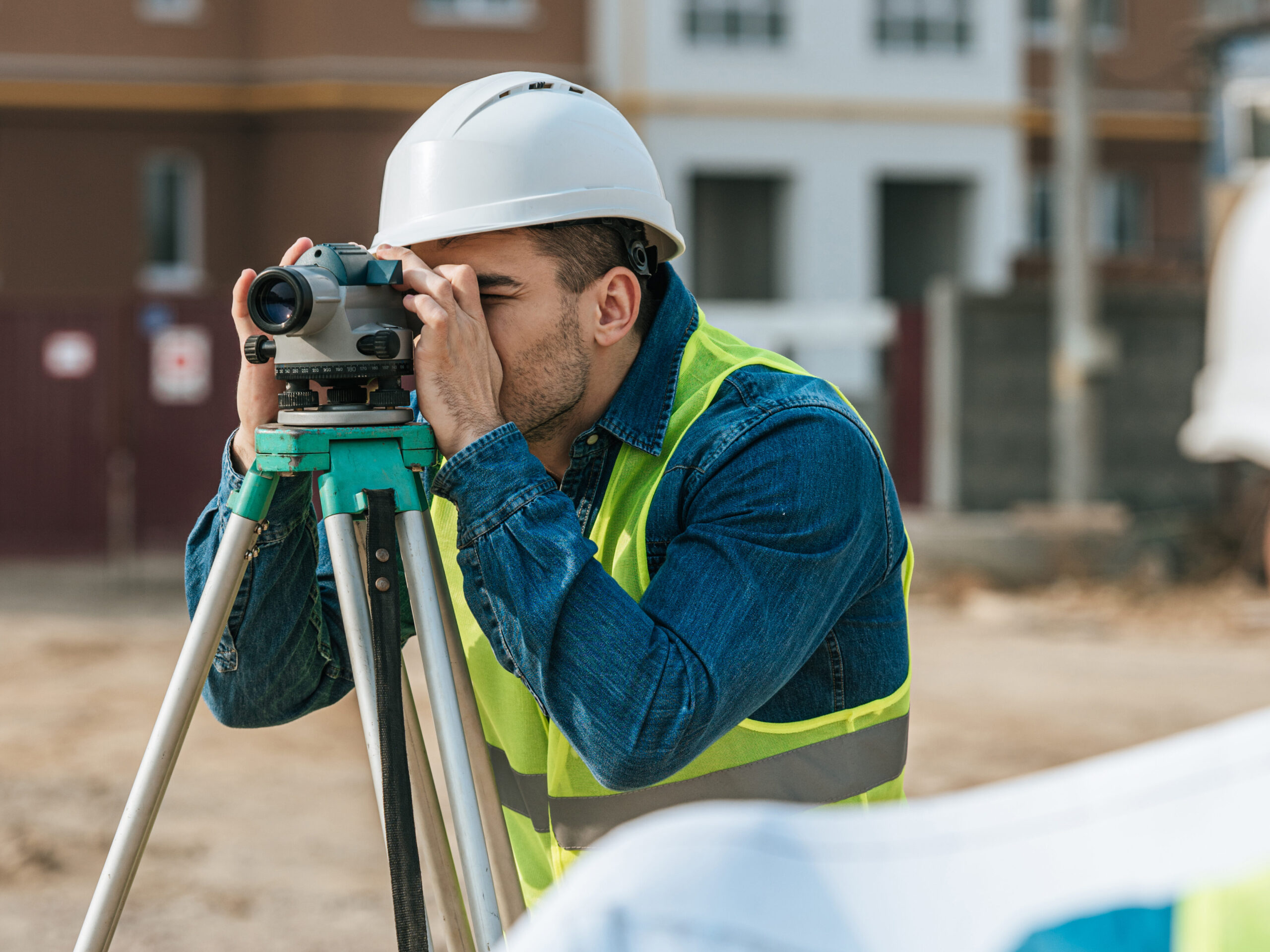 selective focus of boundary surveyor using equipment